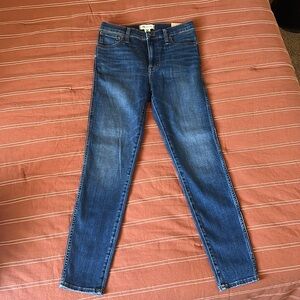 Brand new with tags 10” skinny high rise Madewell jeans
